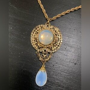 ✨{Vintage} 2-in-1 necklace and brooch